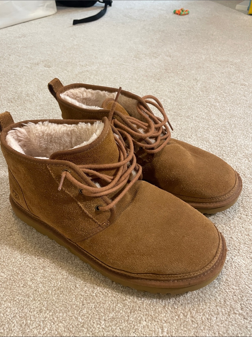 UGG Chestnut Suede Lace-Up Kids Boot with Shearling Lining. Size 12